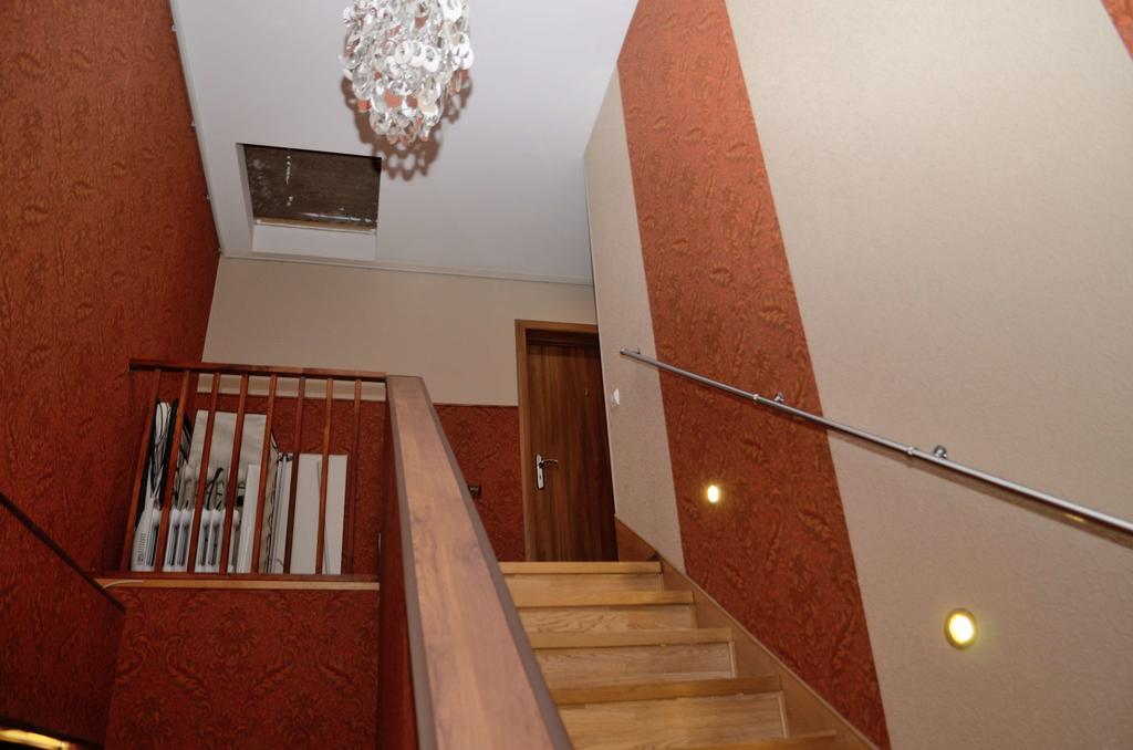 Oti Guesthouse Tallinn Exterior photo